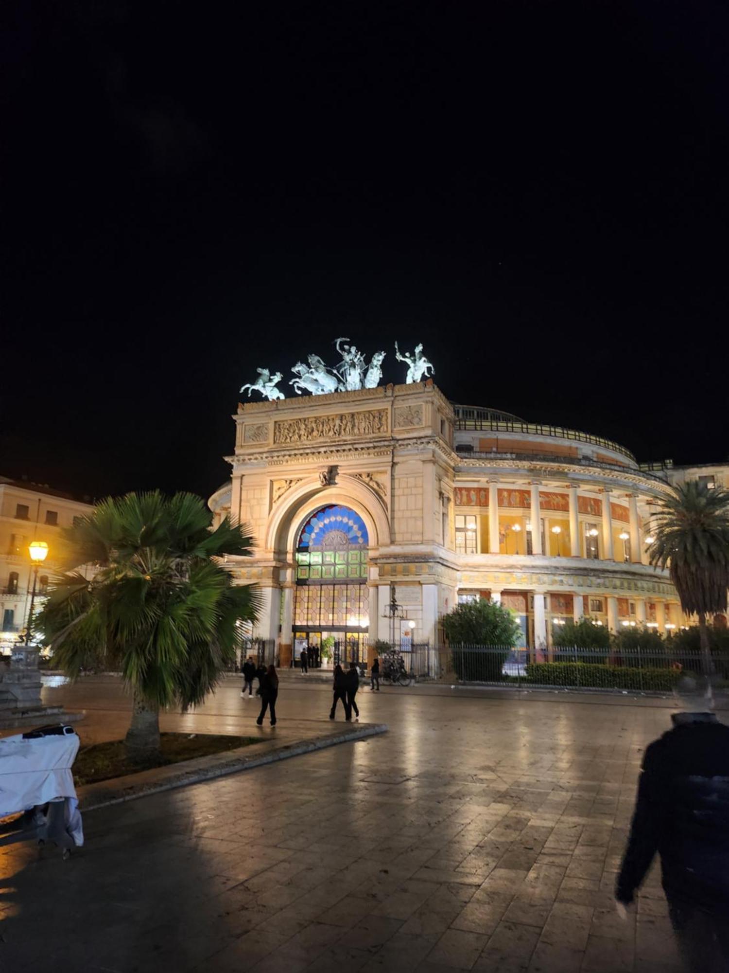 L'Angolo Dei Sogni Palermo Exterior photo